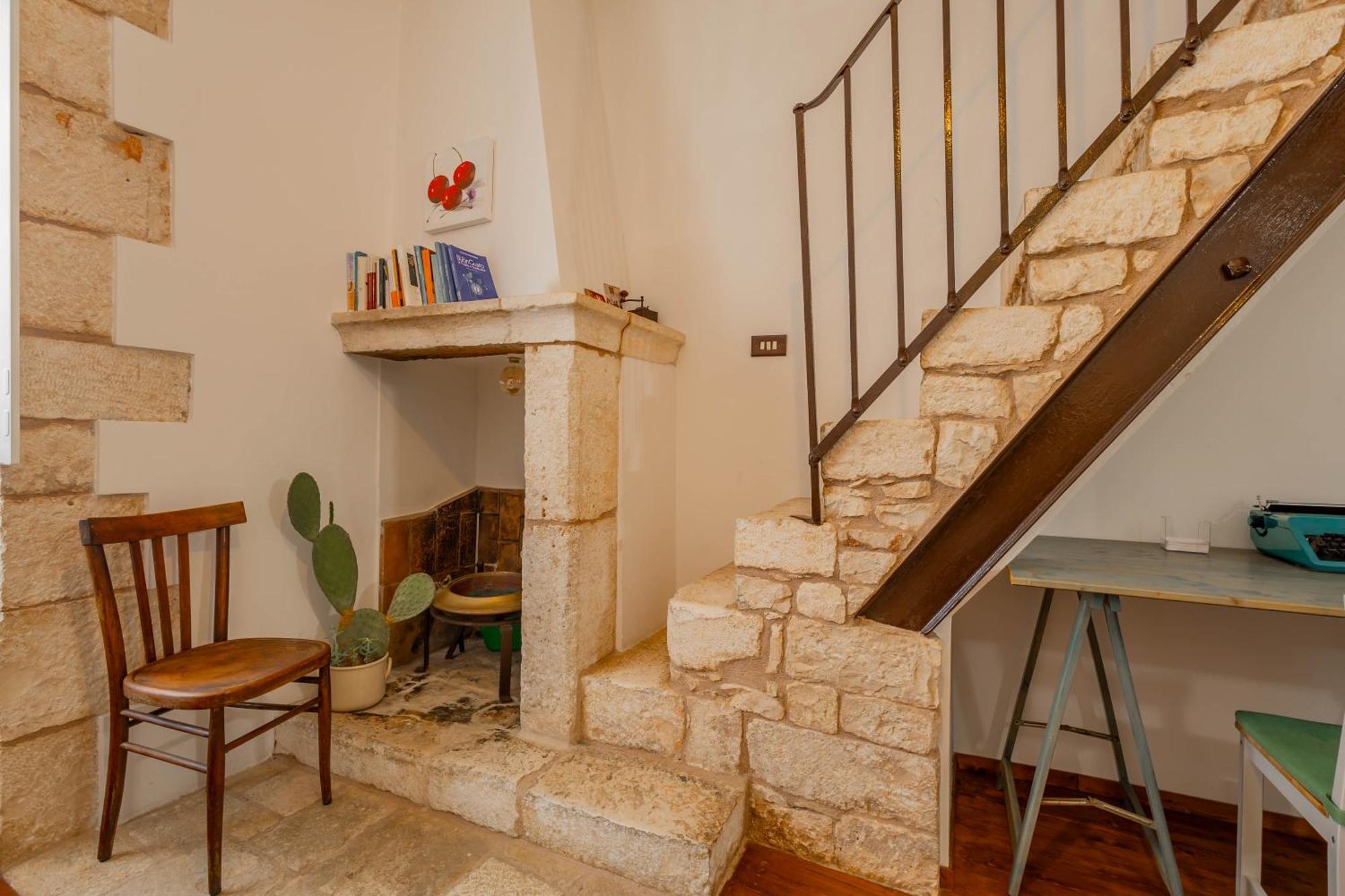 Antiche Mura Apartments "Nel Cuore Della Puglia"Bivani, Cucina, Terrazzo ตูรี ภายนอก รูปภาพ